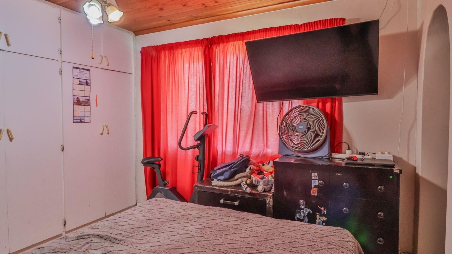 3 Bedroom Property for Sale in Kleinbaai Western Cape